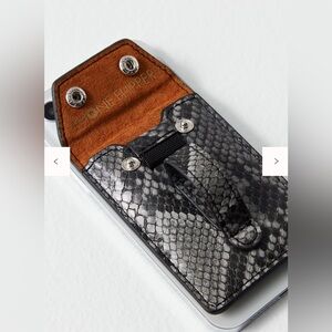 Snakeskin Pattern Card Holder